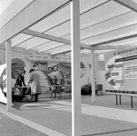 837656 Afbeelding van het expositiegebouw van het B.I.C. (Bureau International des Containers) van diverse ...
